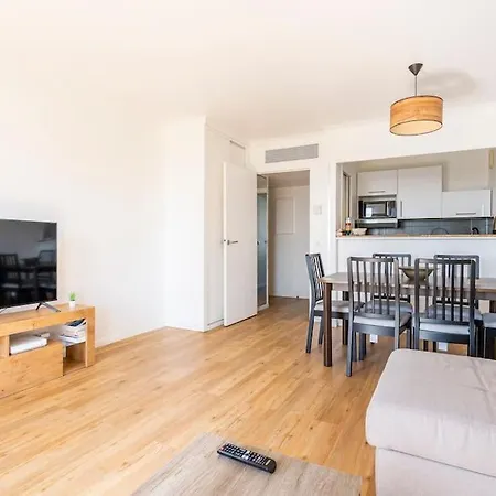 Apartment Paris La Defense, Lumineux Et Cosy