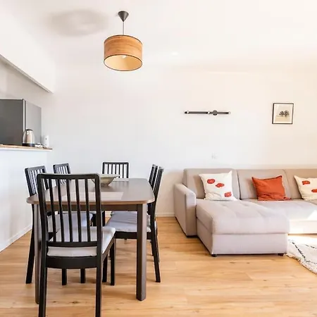 Paris La Defense, Lumineux Et Cosy Apartment *
