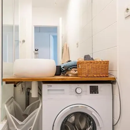 Apartment Paris La Defense, Lumineux Et Cosy *